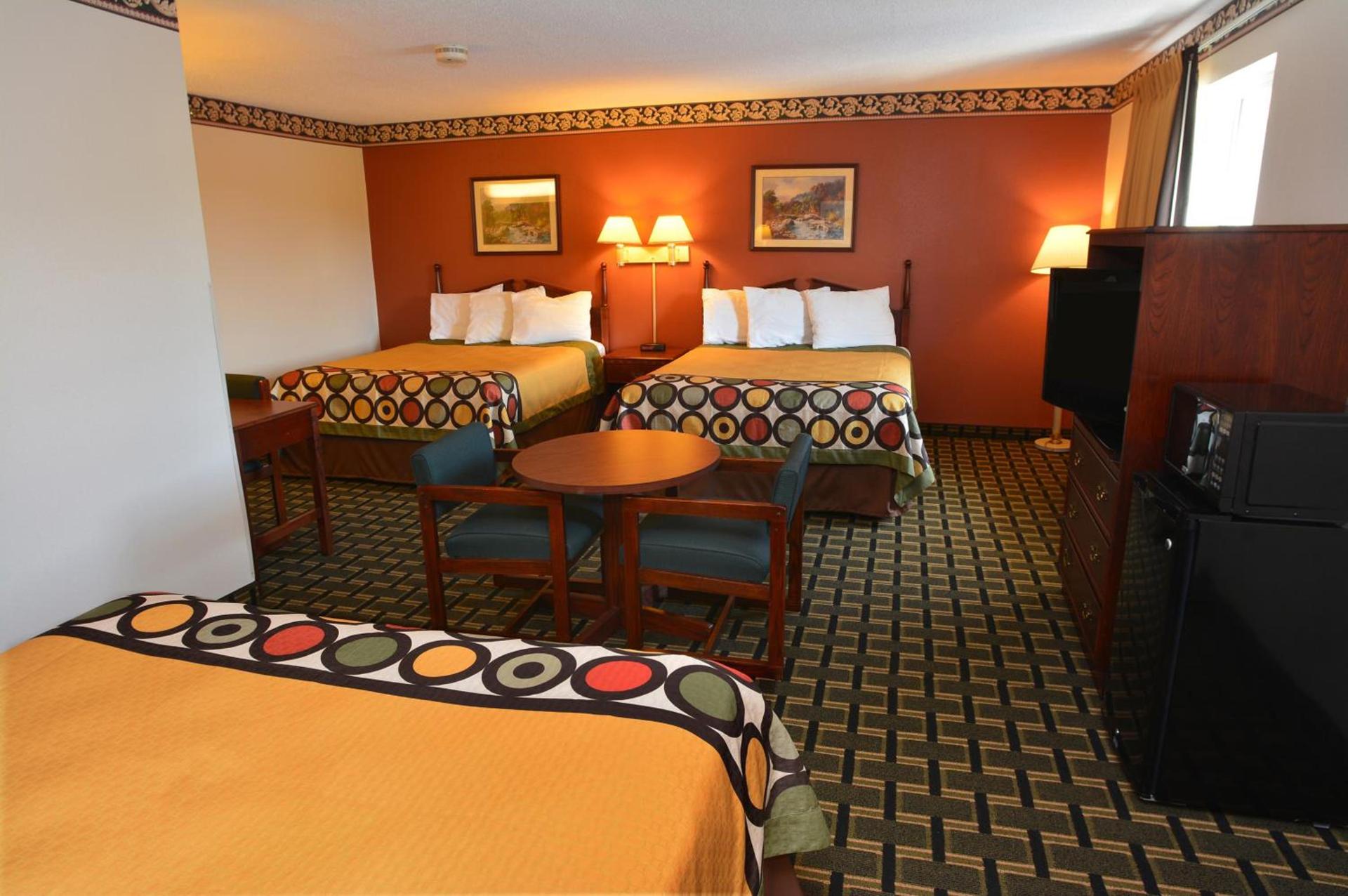 Super 8 by Wyndham Athens photo 20