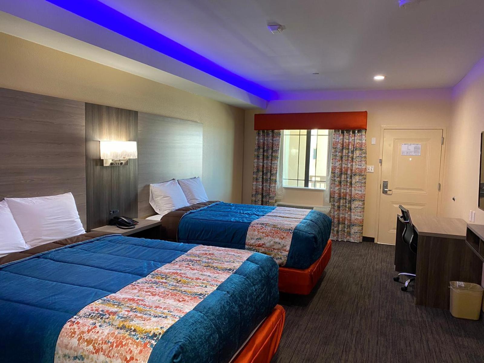 Scottish Inn & Suites Houston Willowbrook photo 6