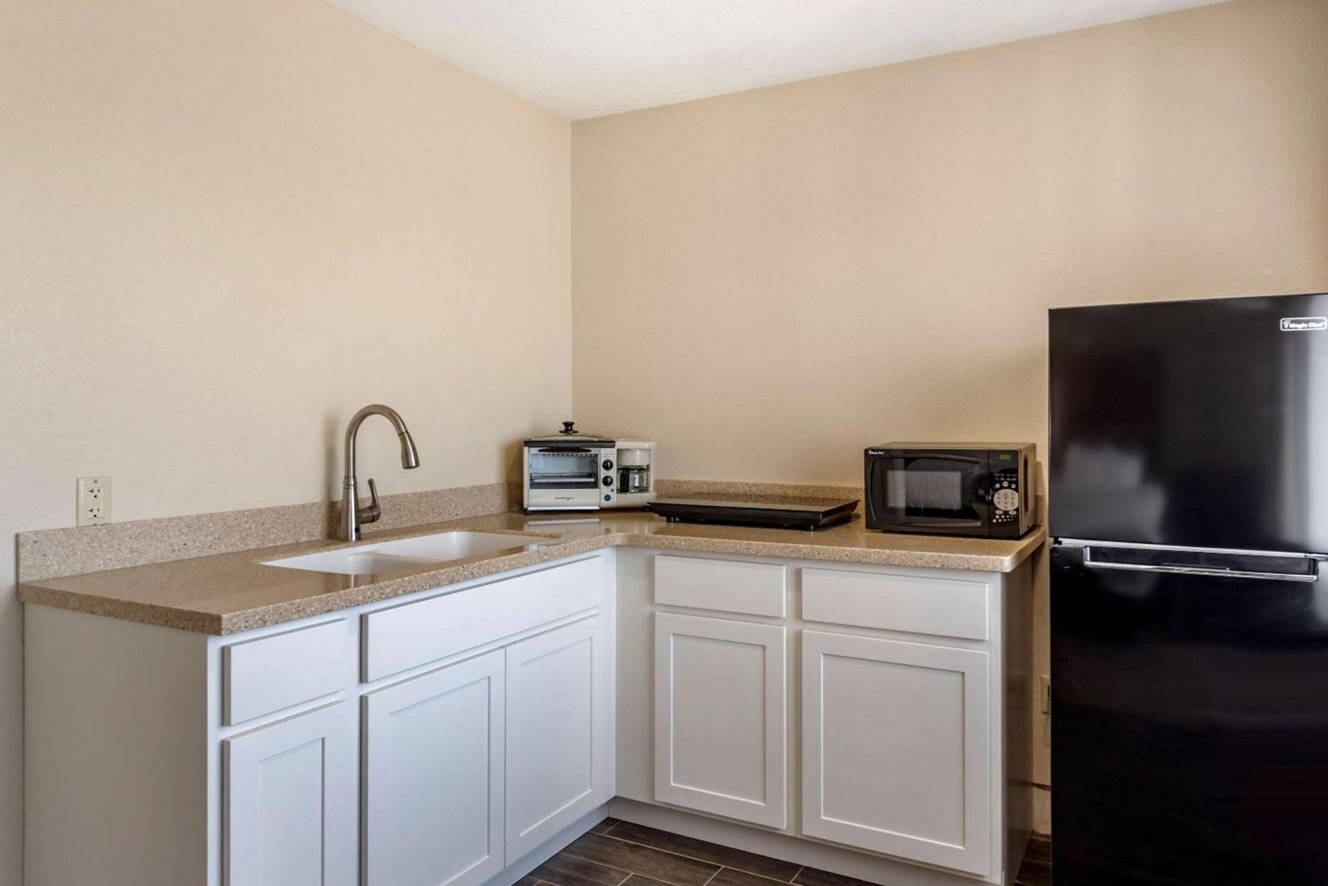 Comfort Inn Crawfordsville photo 22