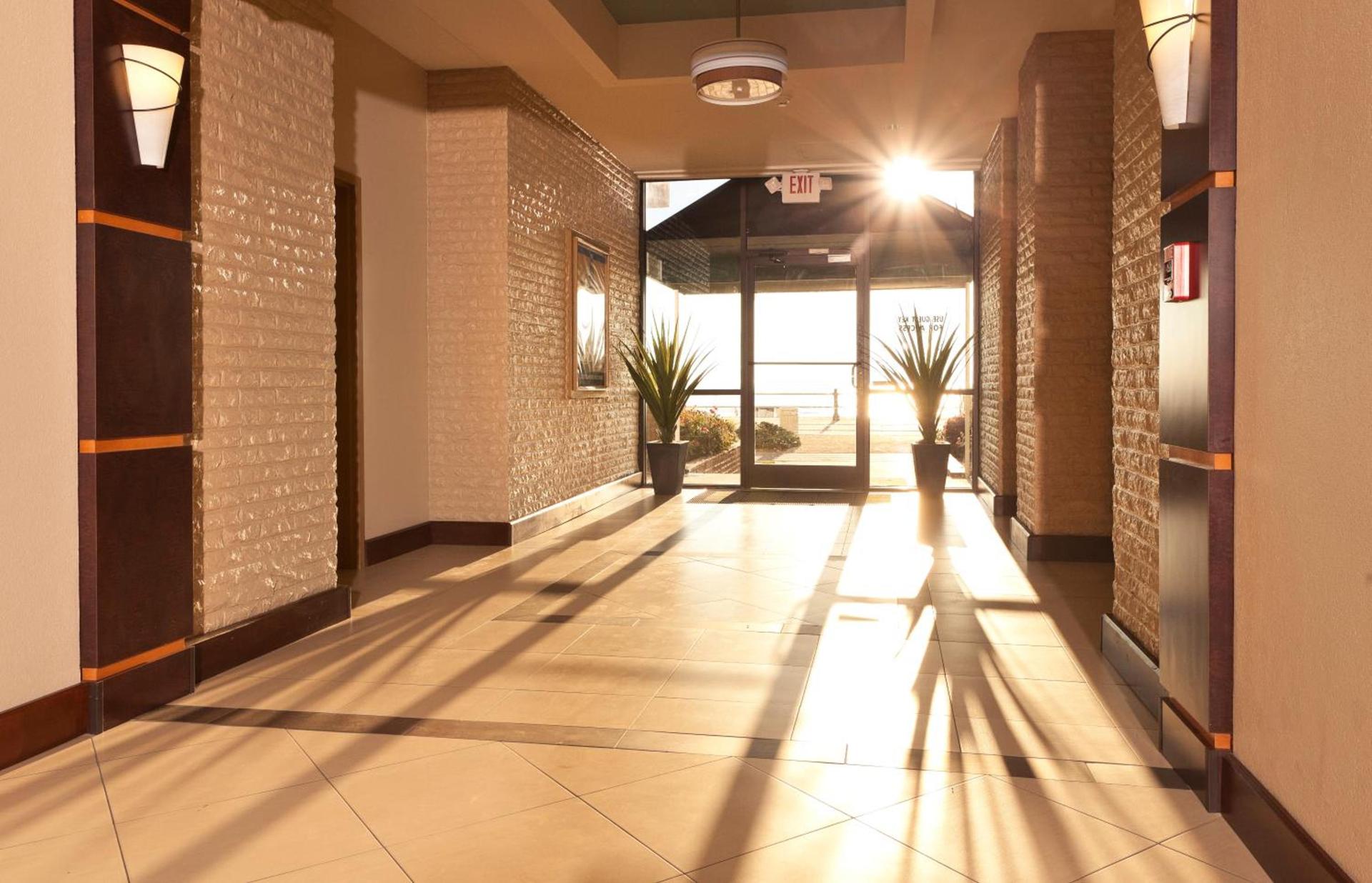 Country Inn & Suites by Radisson, Virginia Beach Oceanfront photo 34