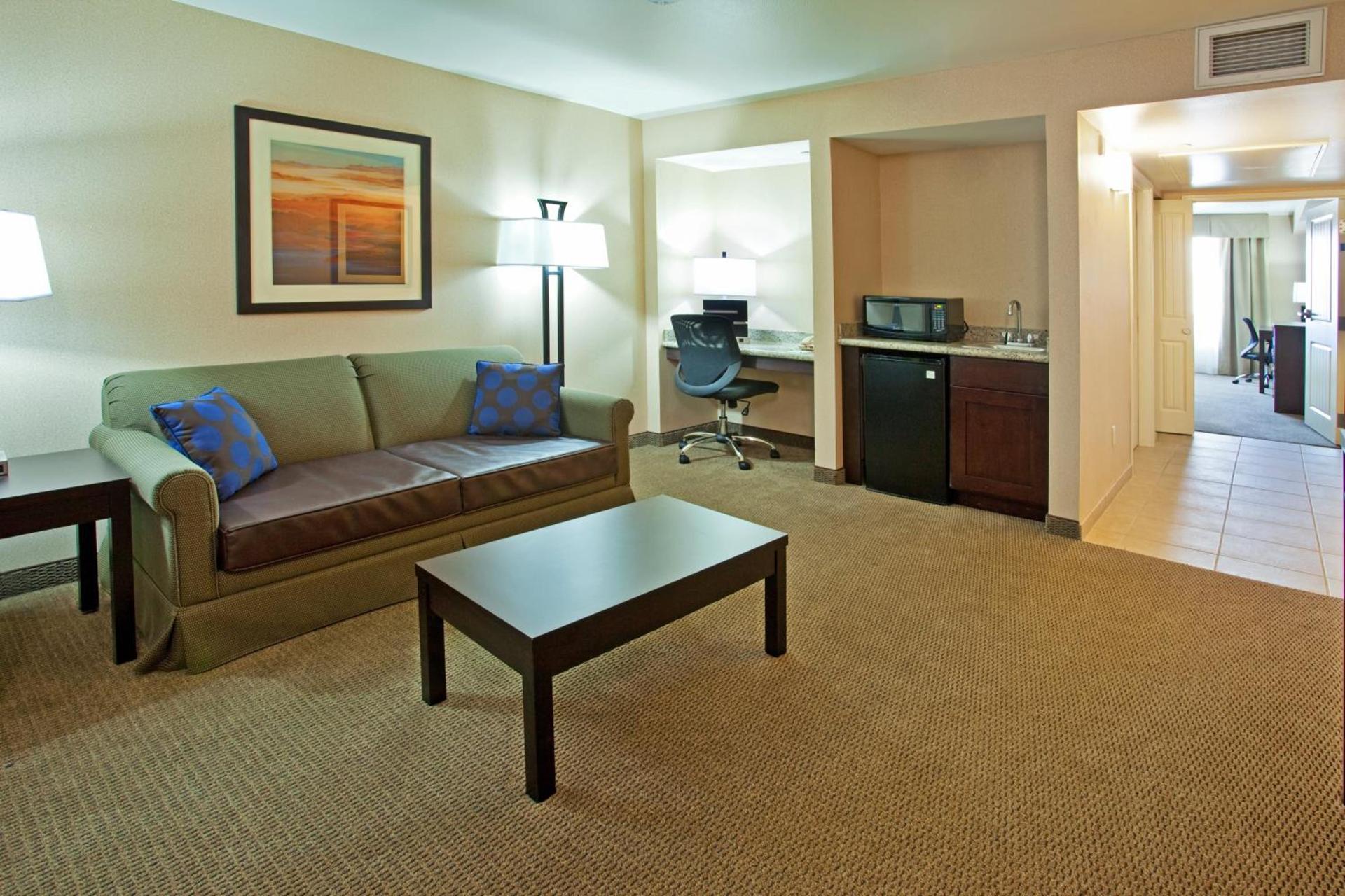 Holiday Inn & Suites Phoenix Airport by IHG photo 28
