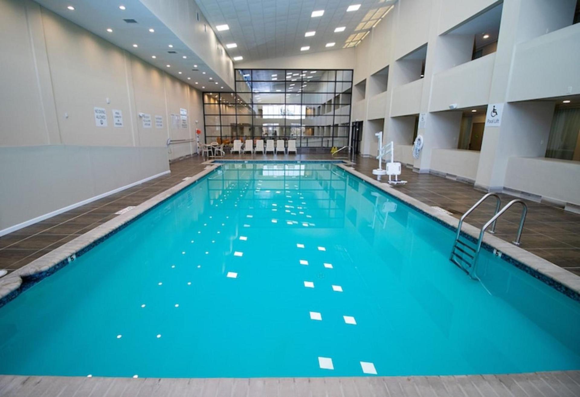 Holiday Inn Scranton East - Dunmore by IHG photo 12