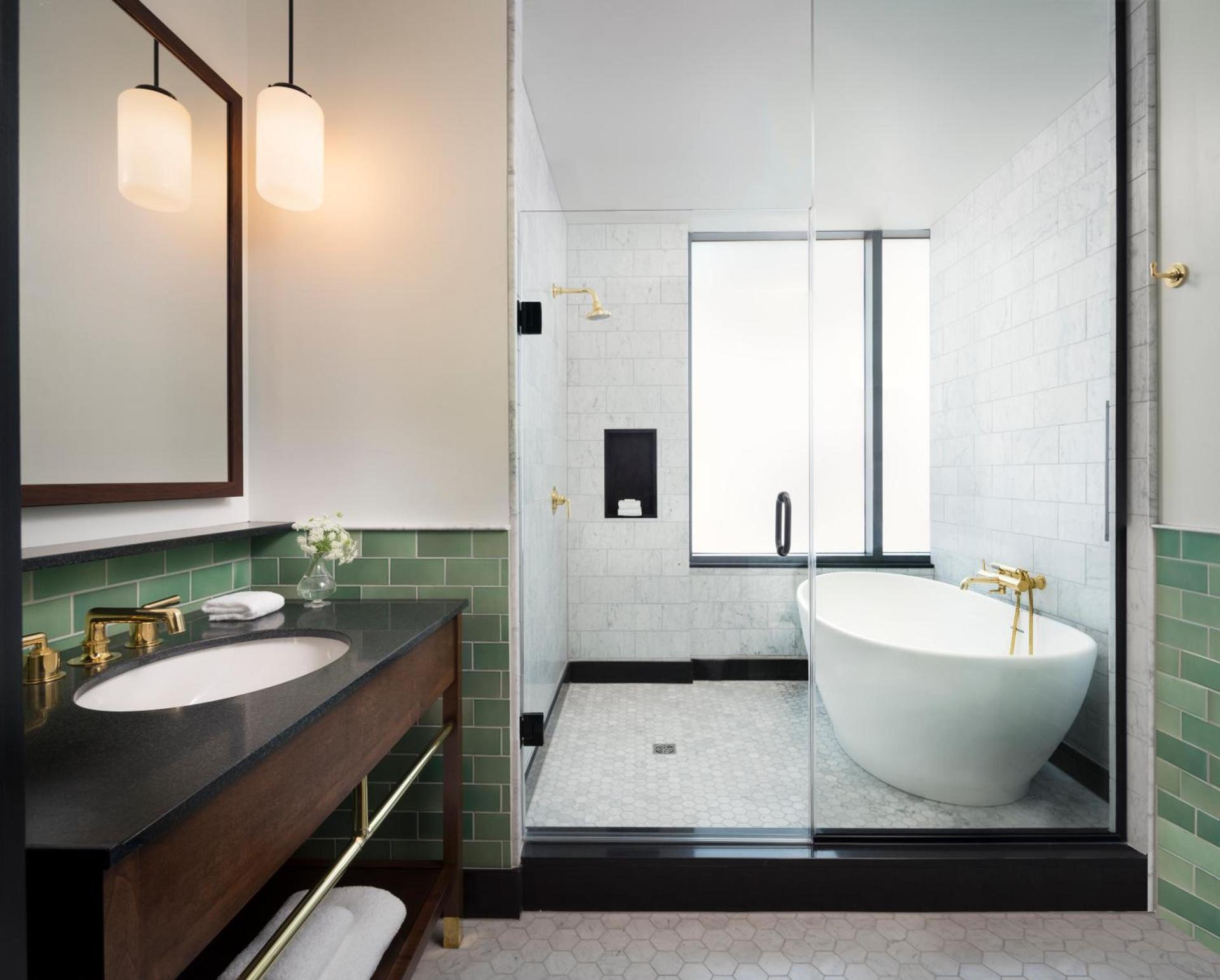 Kimpton Journeyman Hotel by IHG photo 26