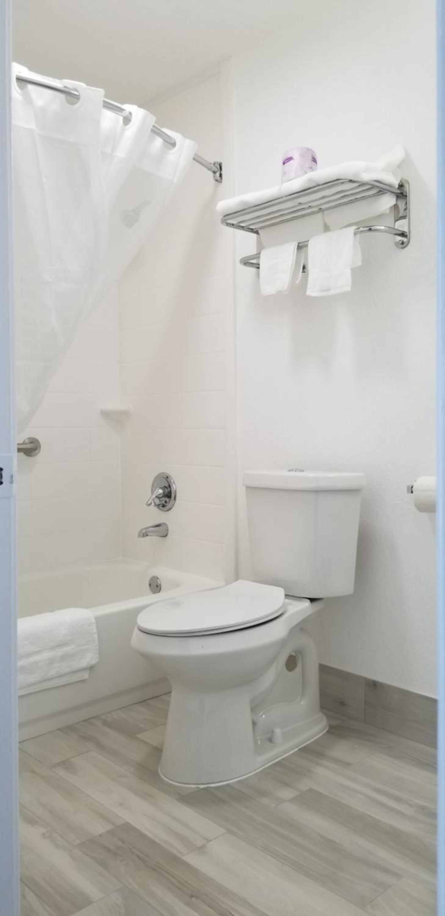 Key West Inn - Boaz photo 14