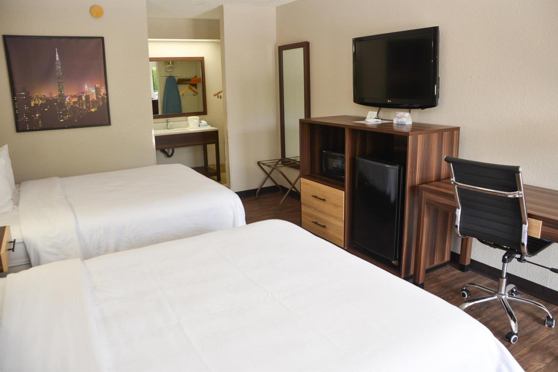 Baymont by Wyndham Santee photo 28