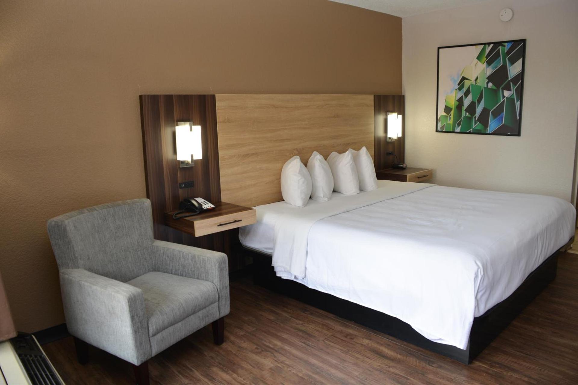 Baymont by Wyndham Santee photo 24