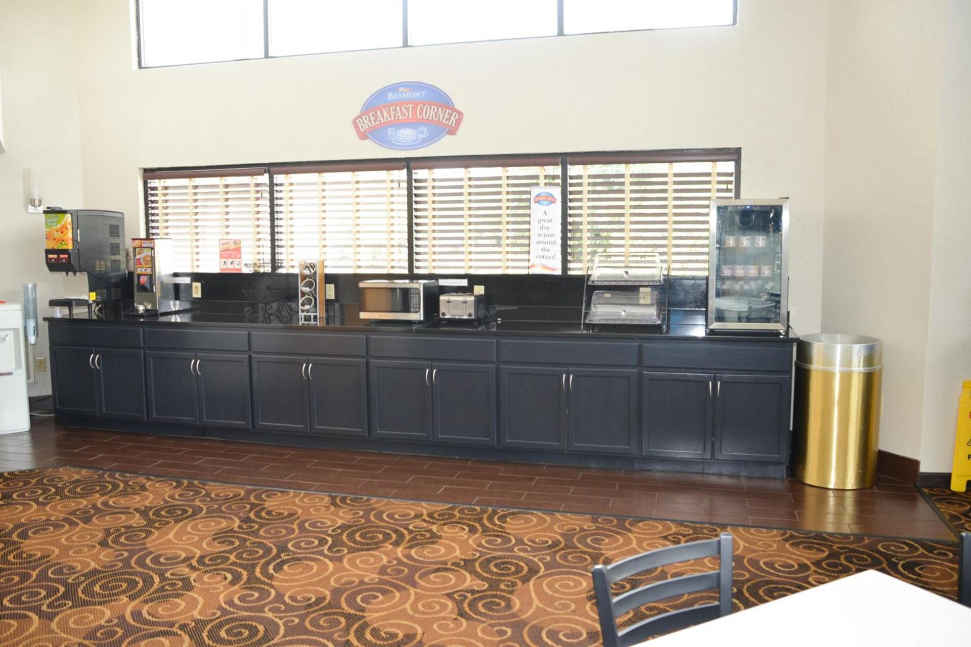 Baymont by Wyndham Santee photo 17