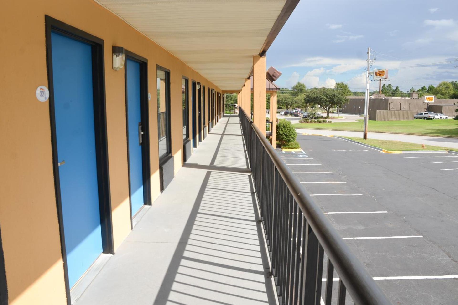 Baymont by Wyndham Santee photo 15