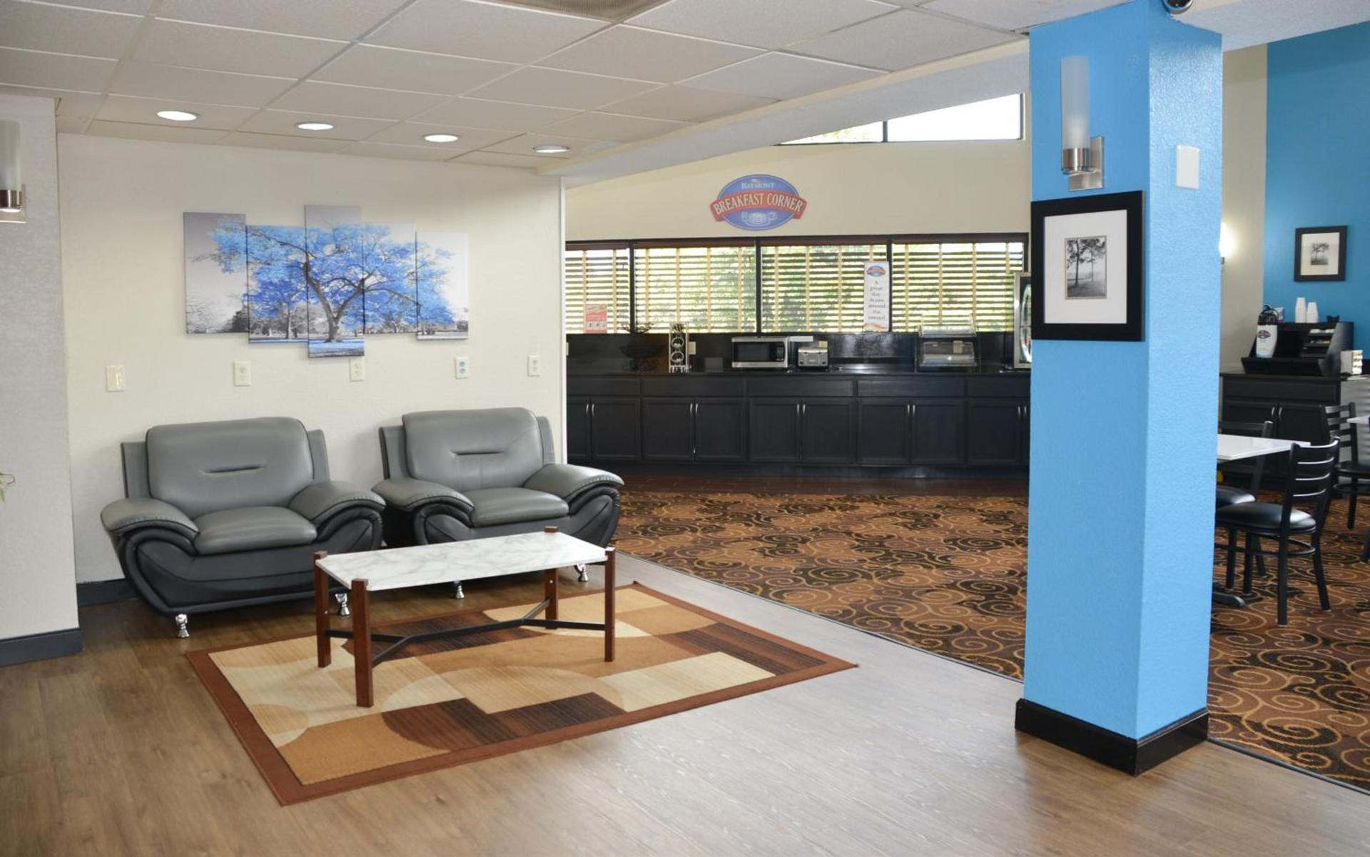 Baymont by Wyndham Santee photo 5
