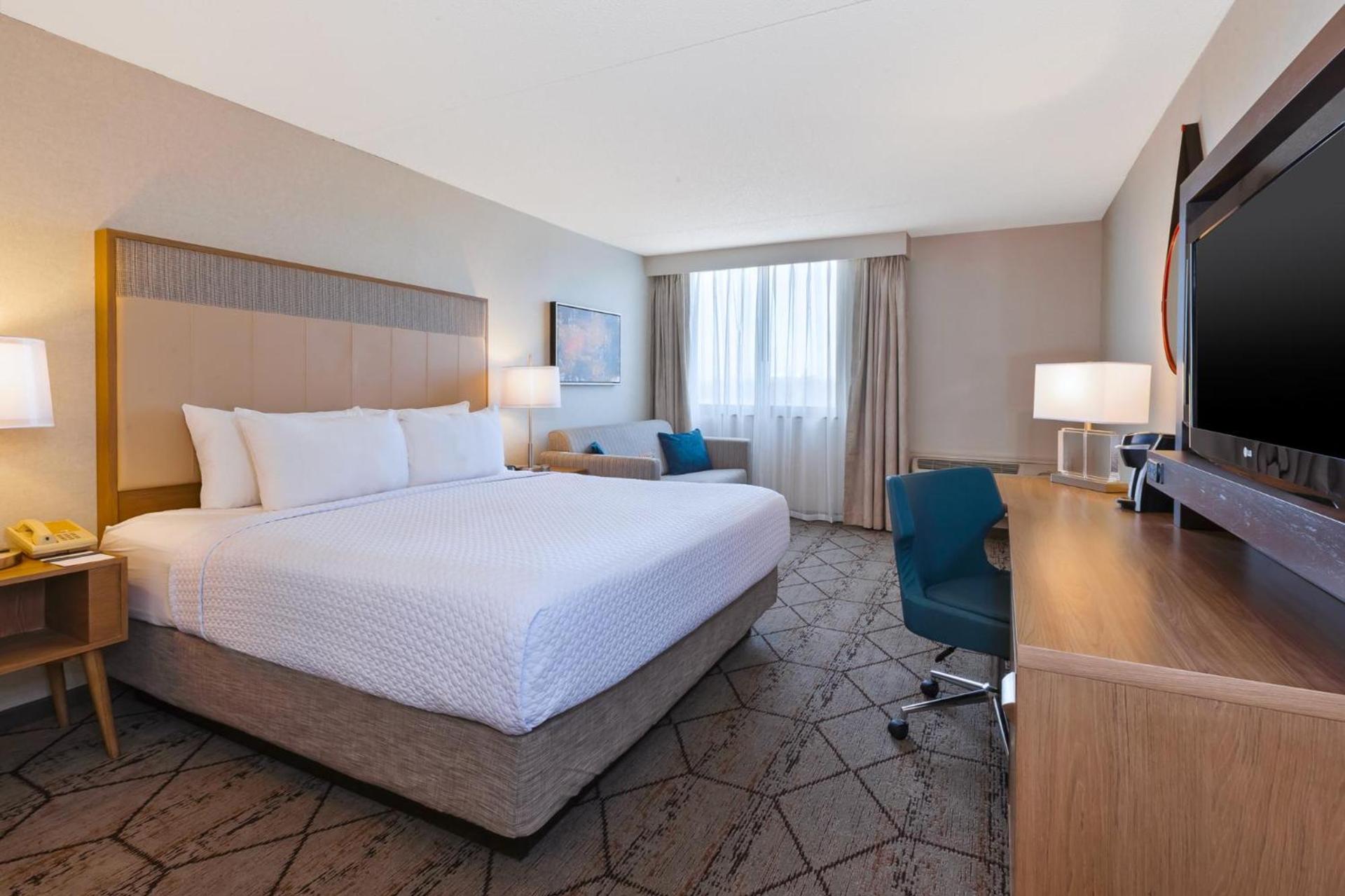 Crowne Plaza Columbus North - Worthington by IHG photo 4