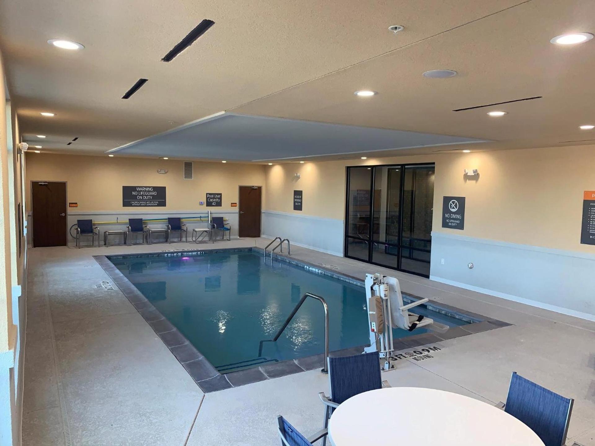 La Quinta Inn & Suites by Wyndham Dallas - Frisco Stadium photo 39