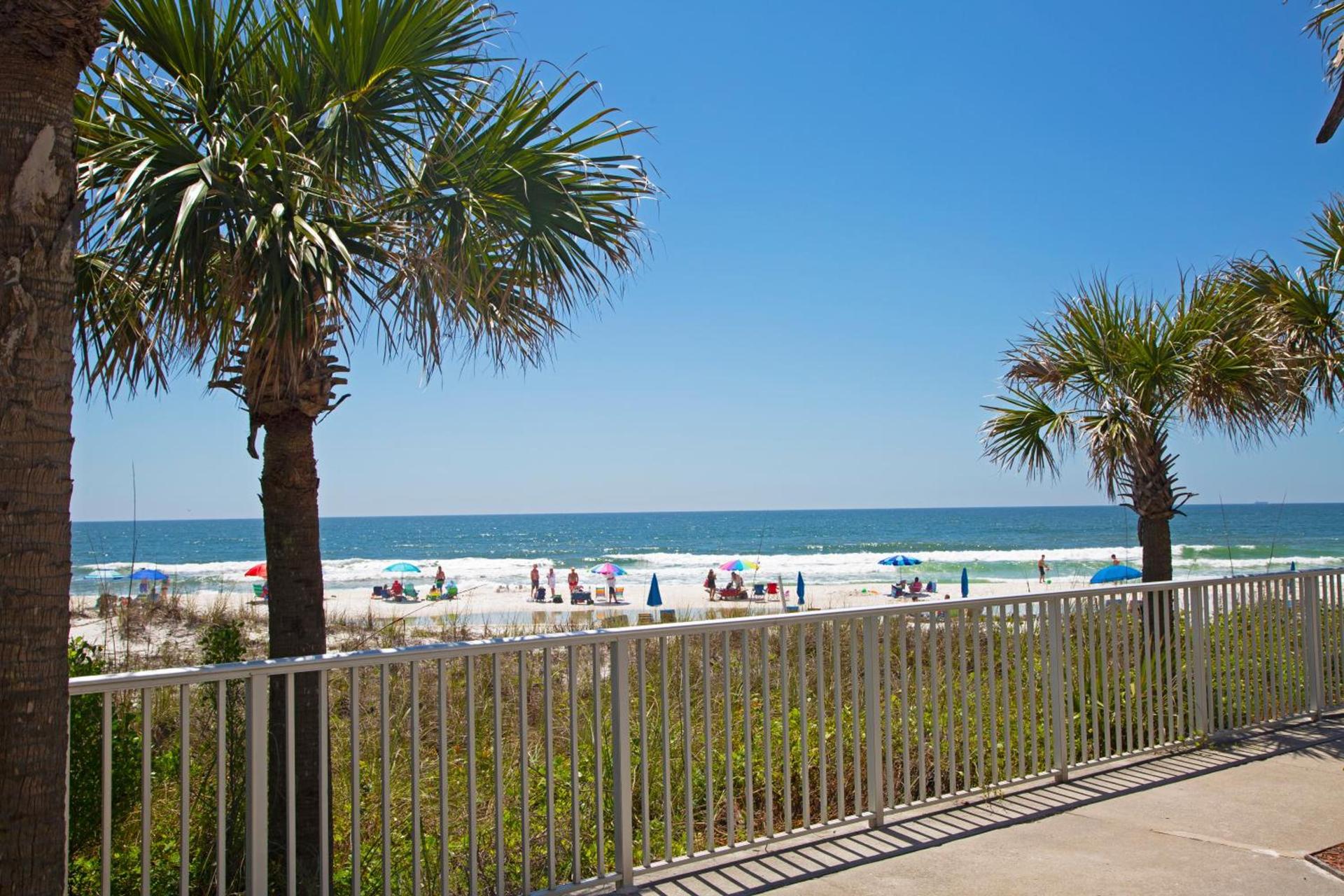 Bikini Beach Resort photo 55