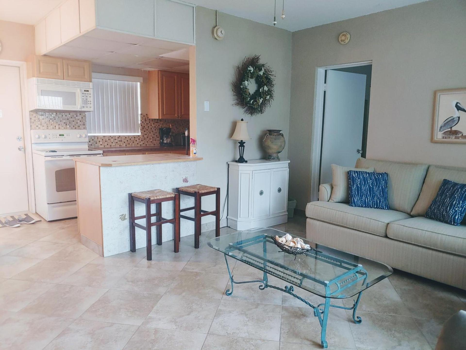 Sunrise Ocean Suites photo 47