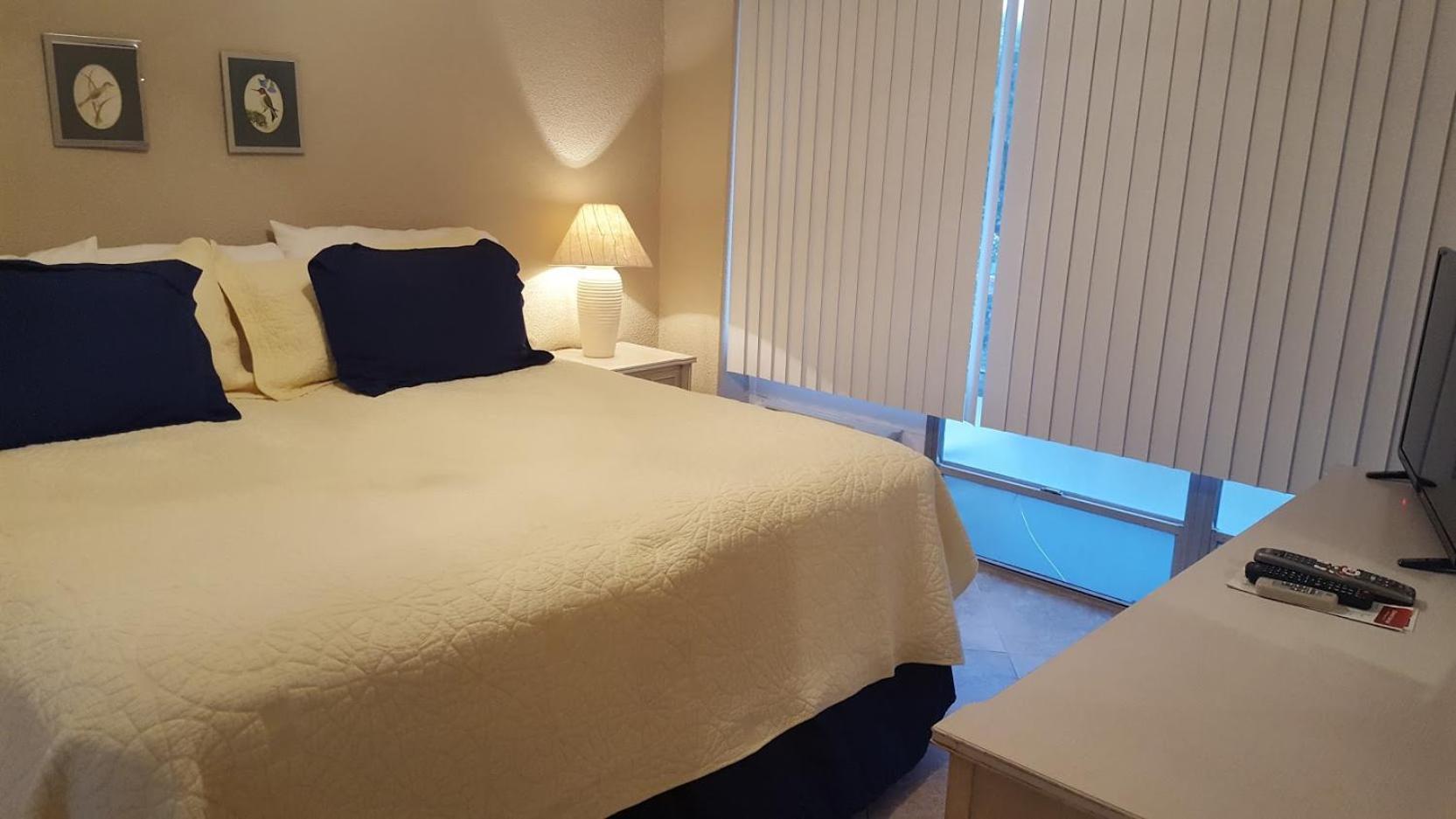 Sunrise Ocean Suites photo 64