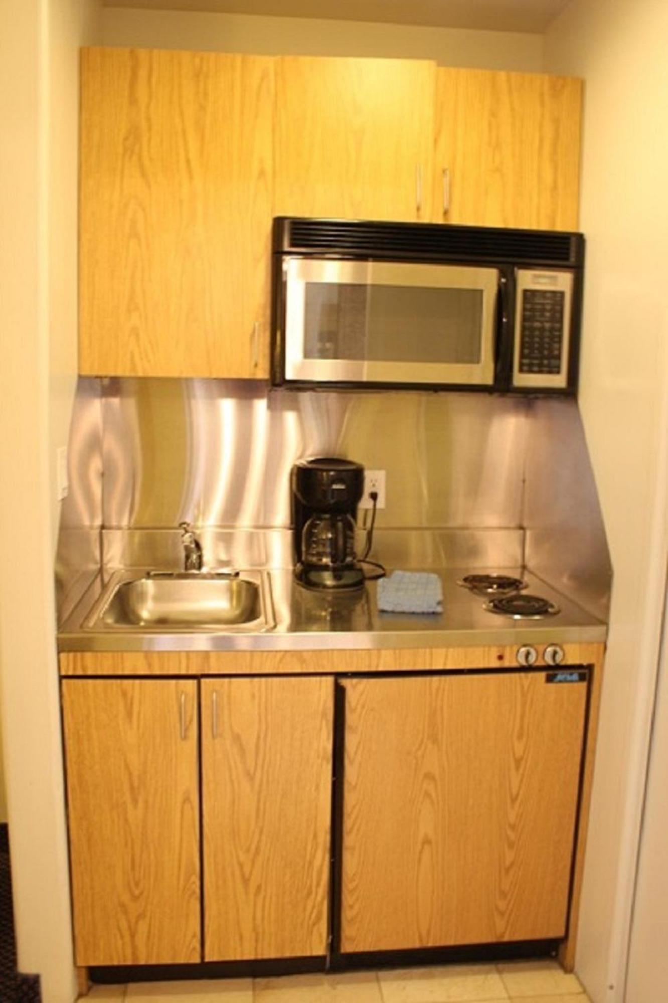St Moritz Lodge and Condominiums photo 8
