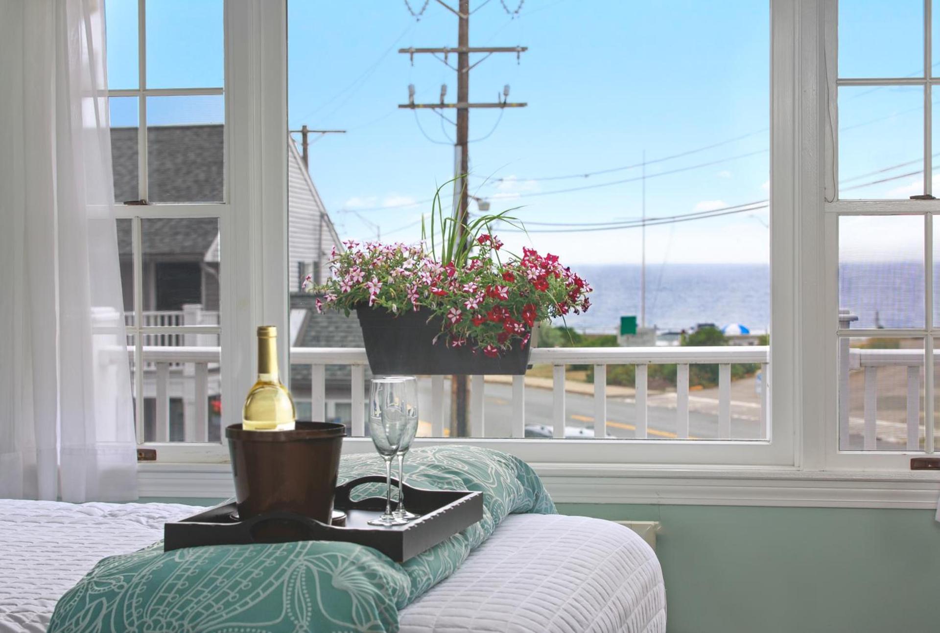 Ocean Inn on Nantasket Beach photo 3