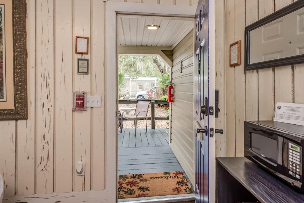 The Heirloom Inn Mount Dora photo 26