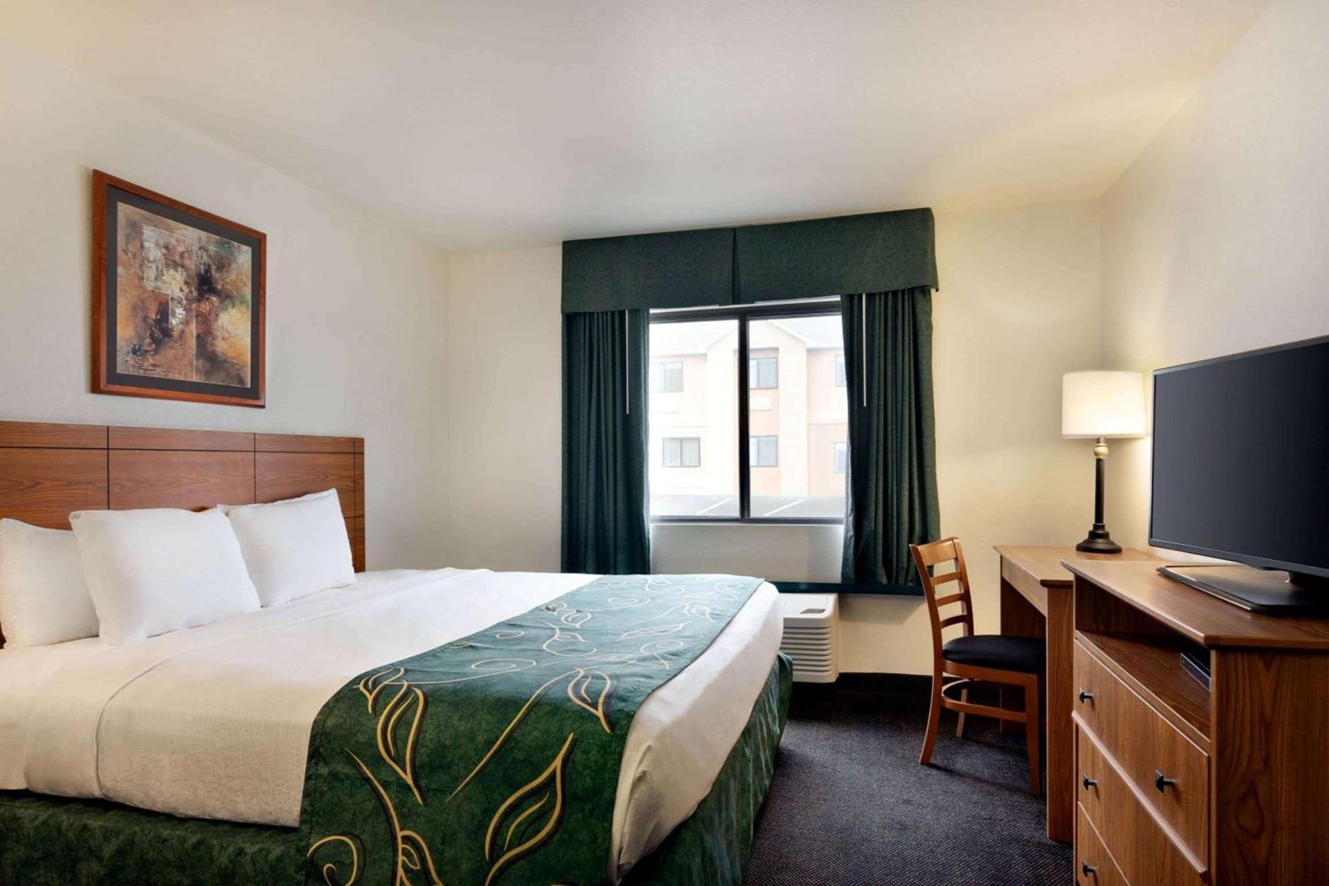 Travelodge by Wyndham Dexter photo 14