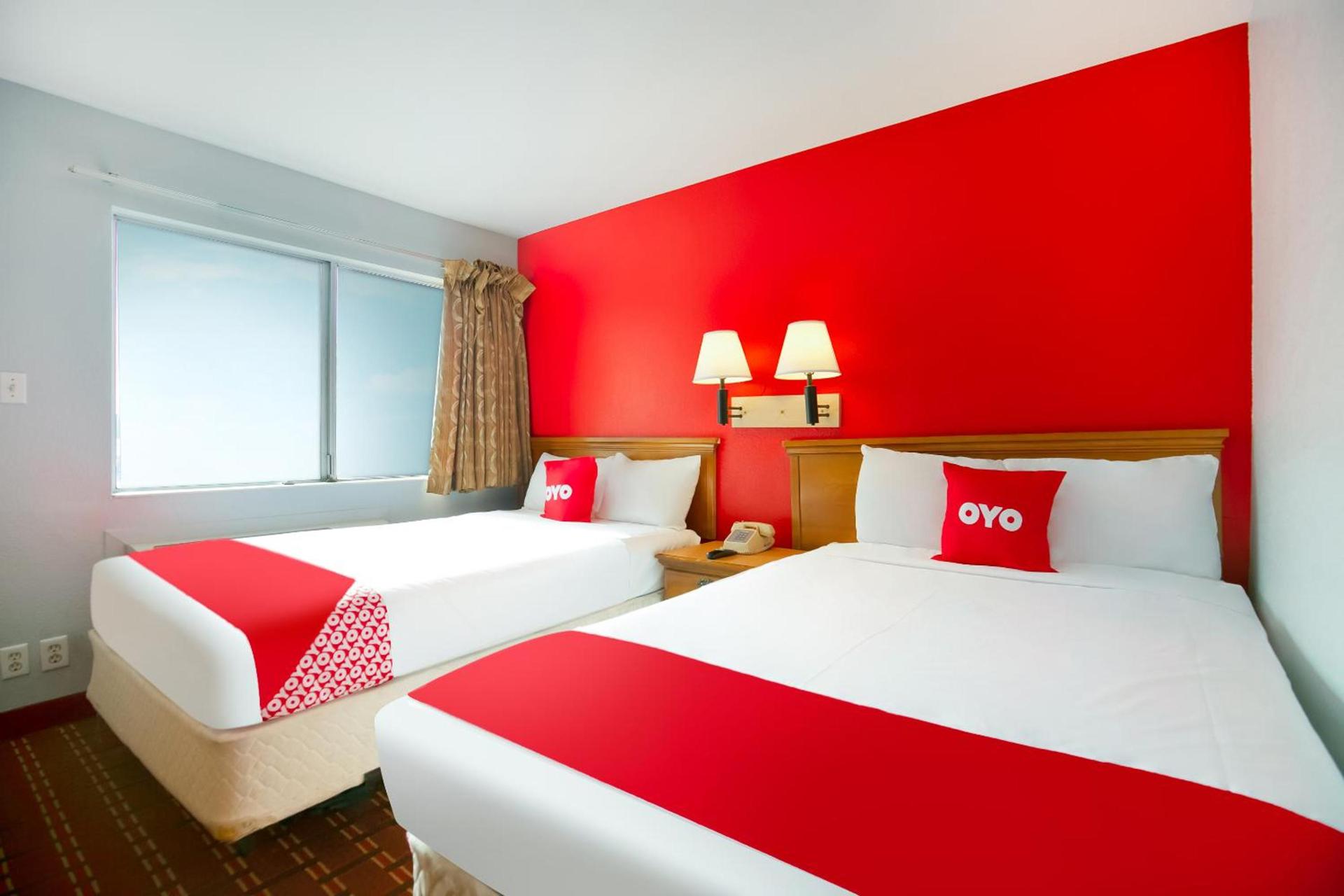 OYO Hotel Houston Southwest I-69 photo 4