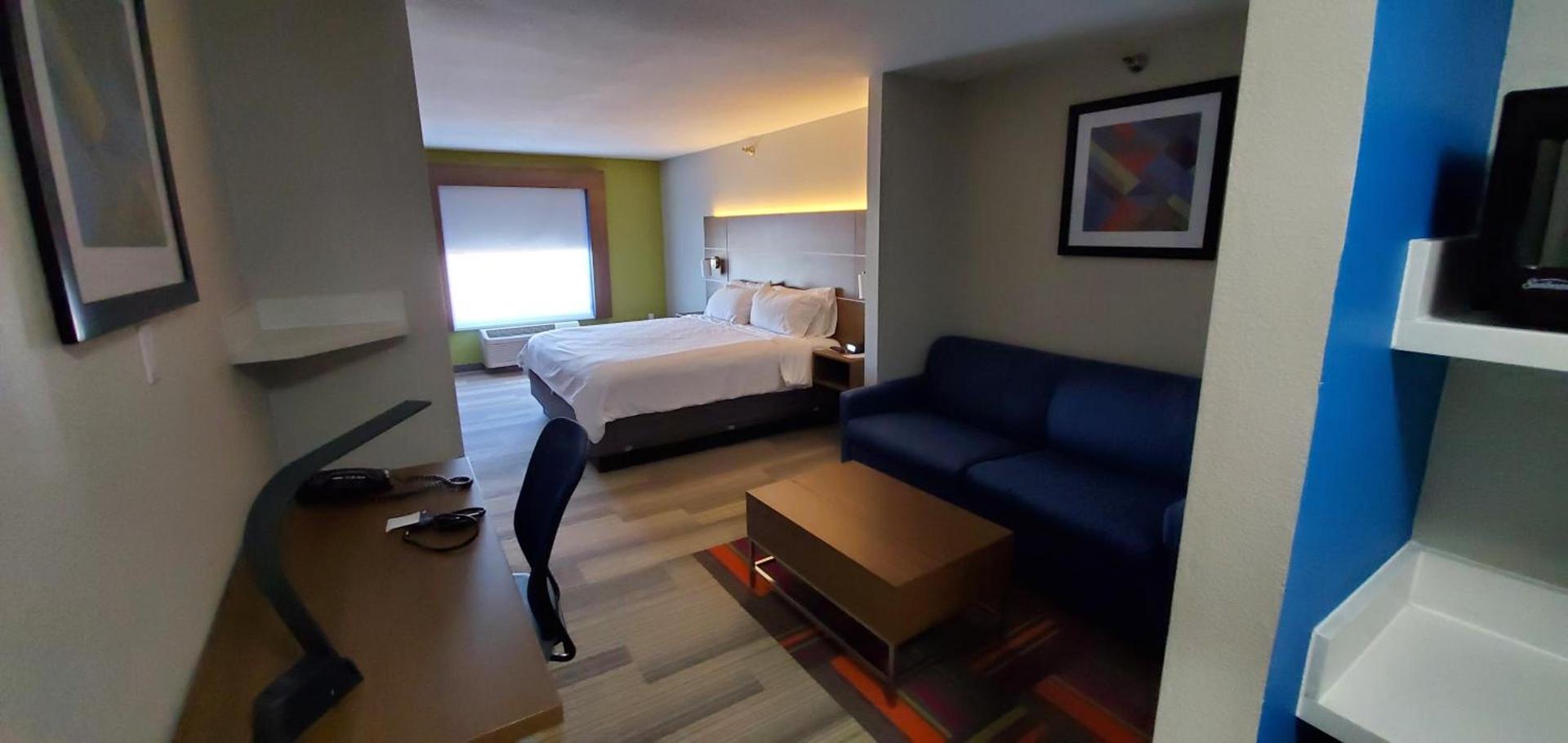 Holiday Inn Express Hotel & Suites Kinston by IHG photo 35