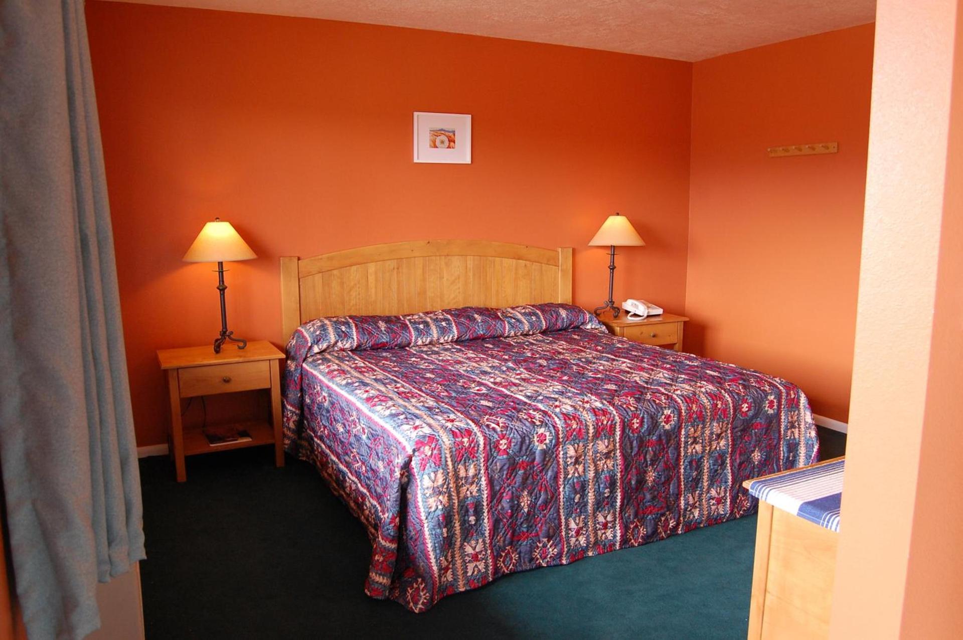 The Rim Rock Inn photo 22