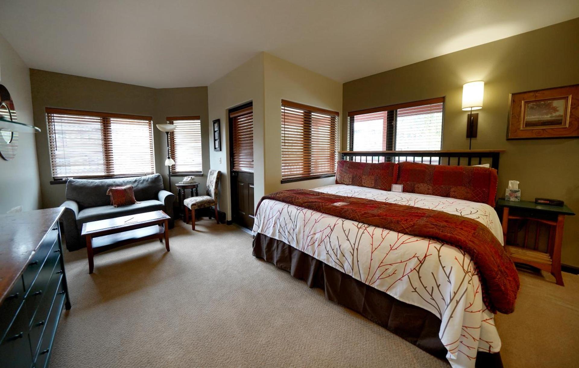 Frisco Inn on Galena photo 26