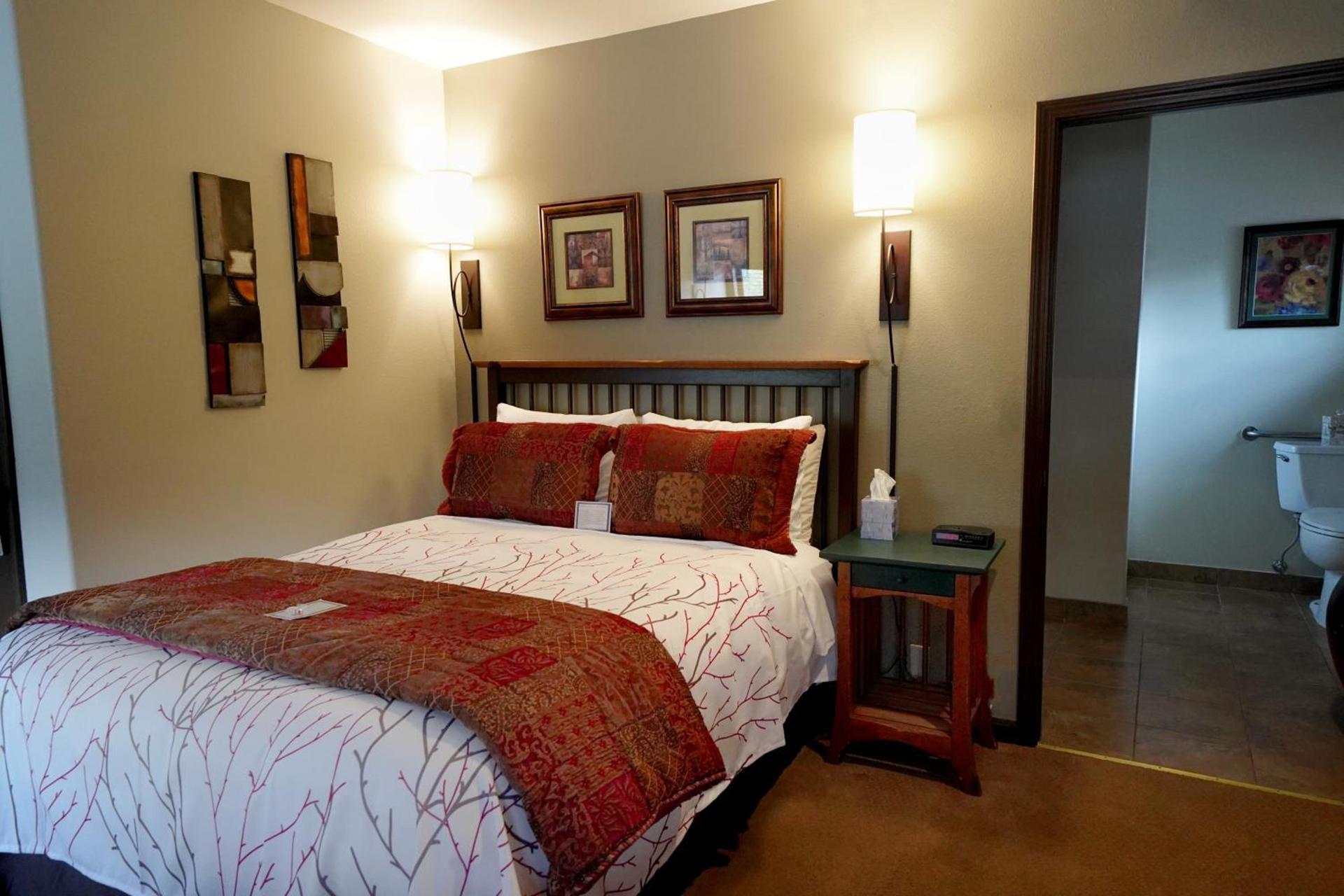 Frisco Inn on Galena photo 22
