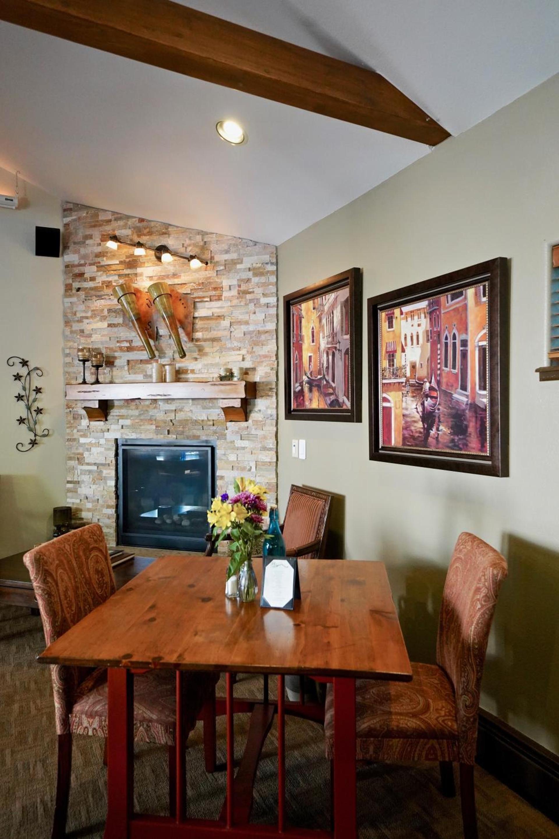 Frisco Inn on Galena photo 15