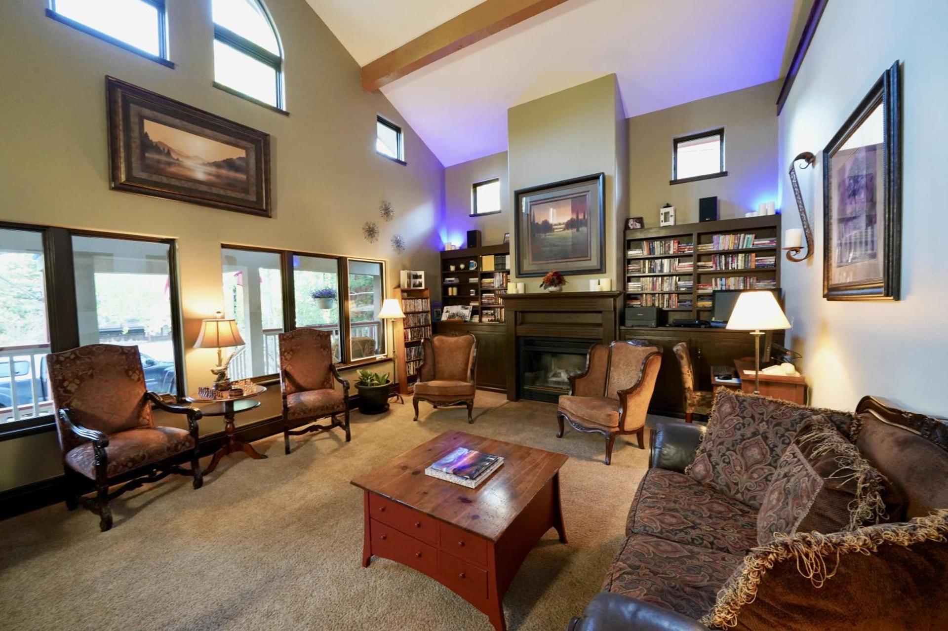 Frisco Inn on Galena photo 2