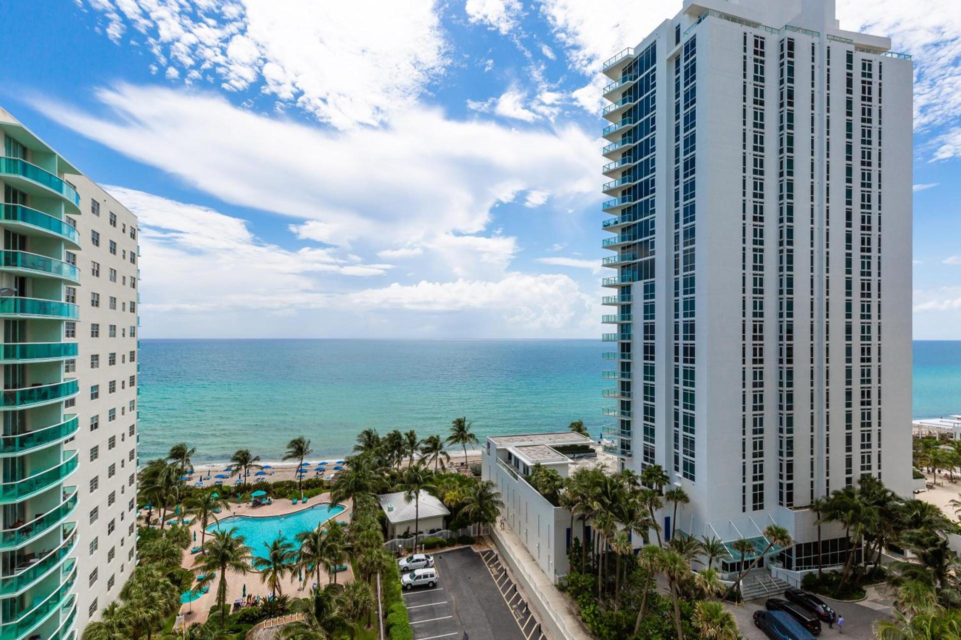 The Tides Ocean Luxury Suites photo 1