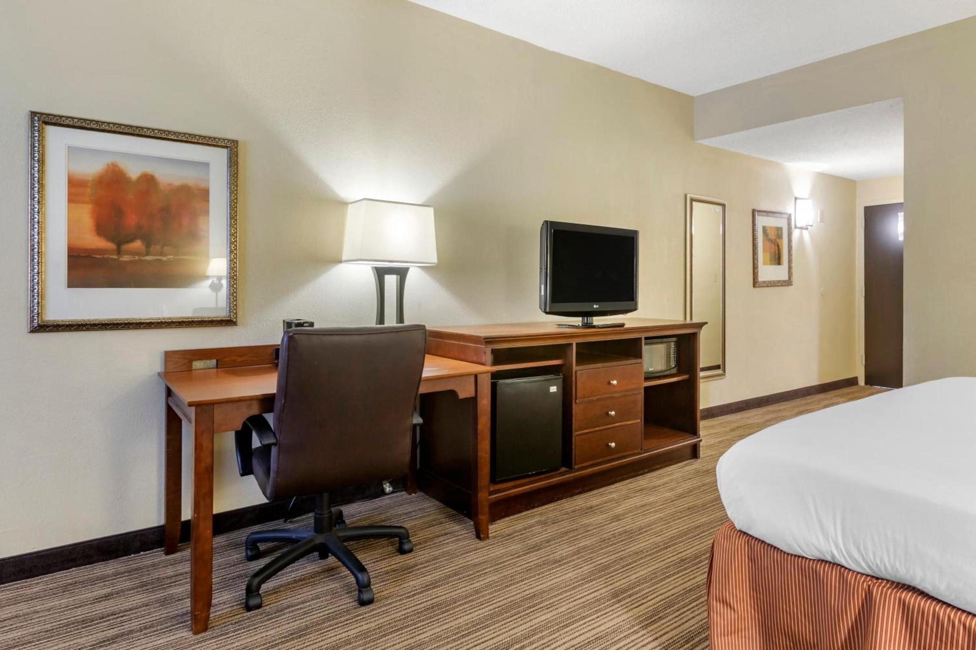 Country Inn & Suites by Radisson, Atlanta Downtown photo 29