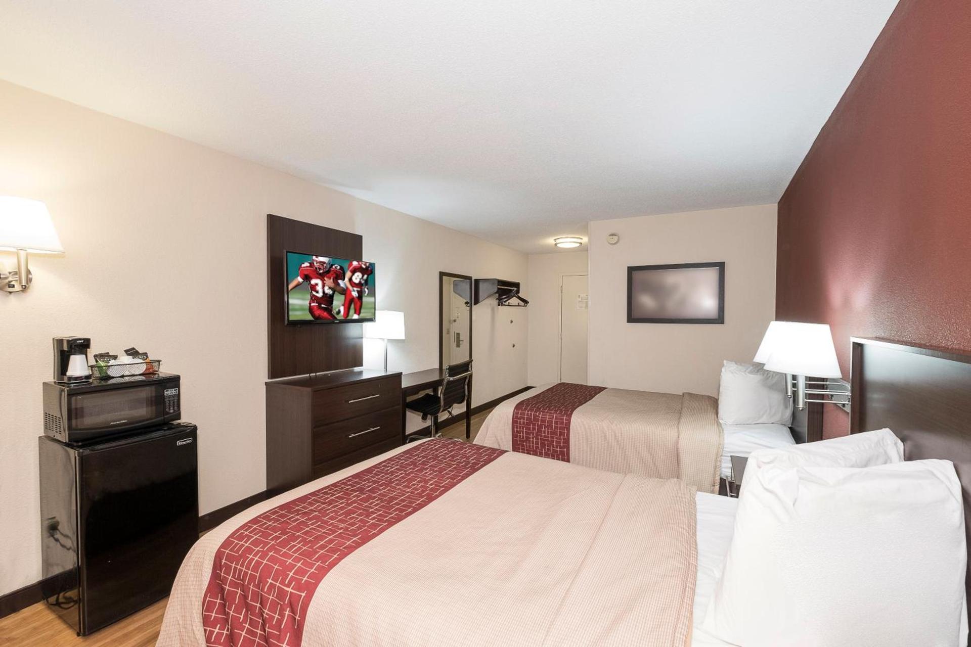 Red Roof Inn Toledo - Maumee photo 15