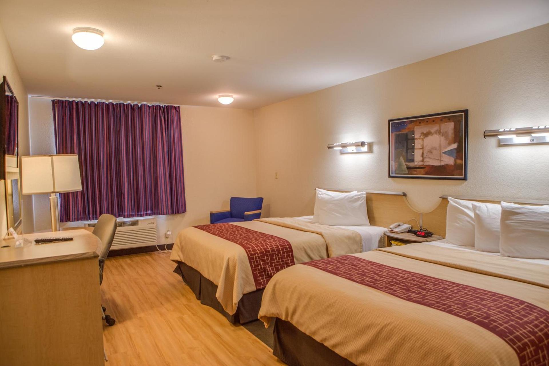 Red Roof Inn Pharr - McAllen photo 24