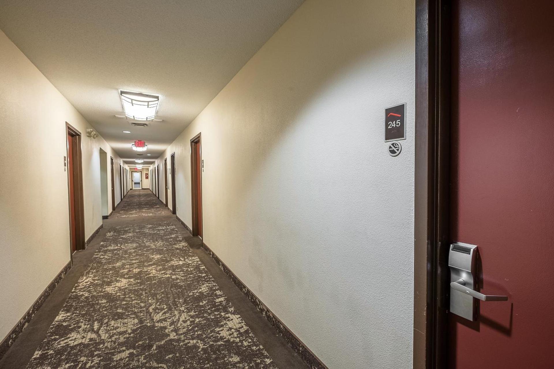 Red Roof Inn Toledo - Maumee photo 8
