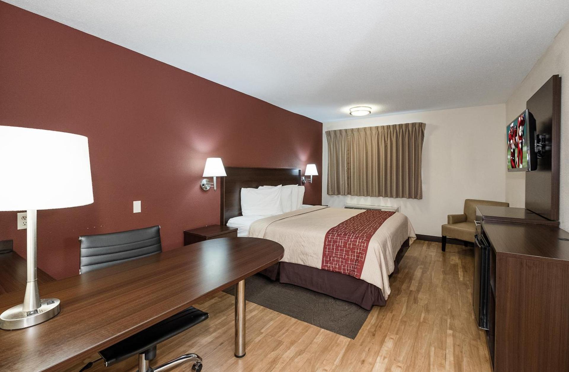 Red Roof Inn Toledo - Maumee photo 9