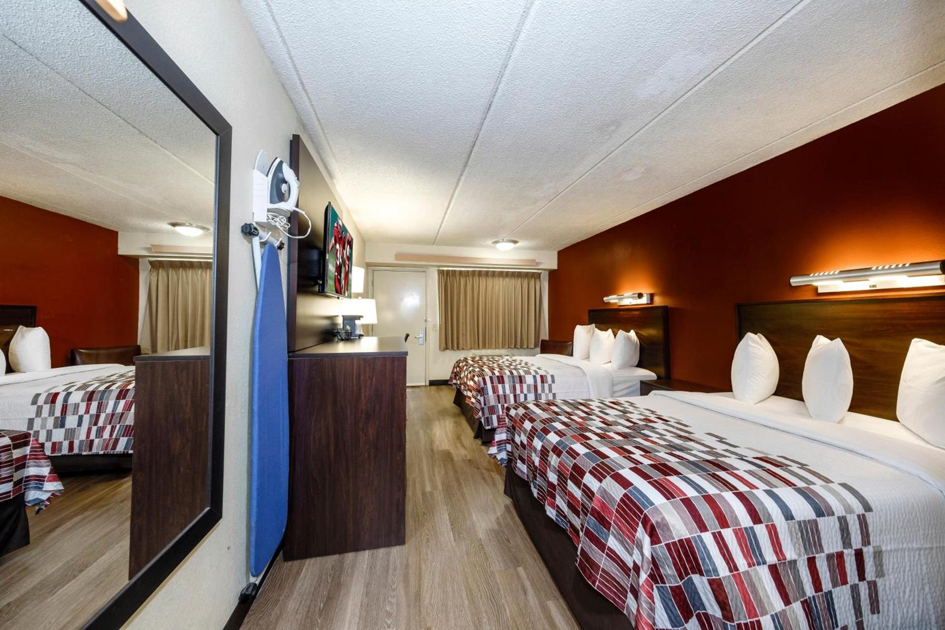 Red Roof Inn Tampa - Brandon photo 14