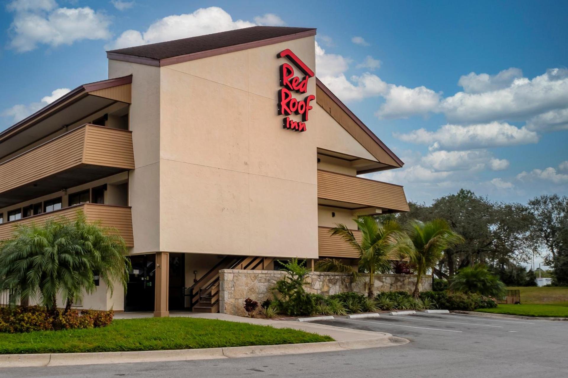 Red Roof Inn Tampa - Brandon photo 2