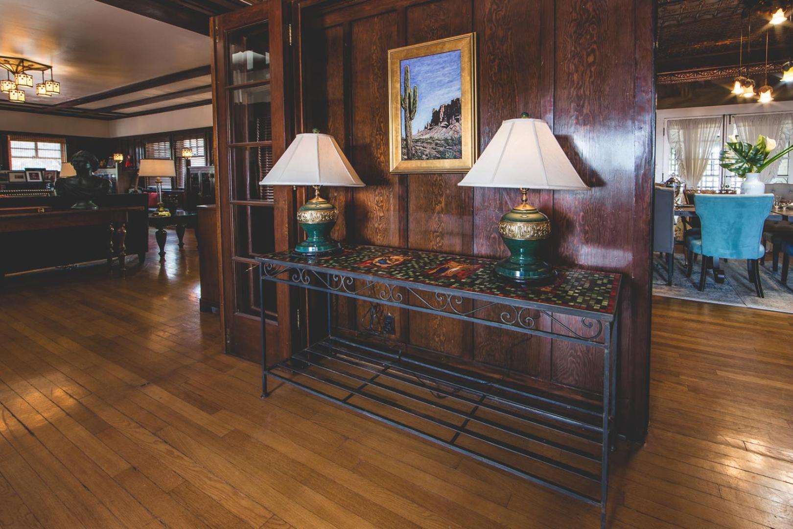 Greenway Manor photo 22