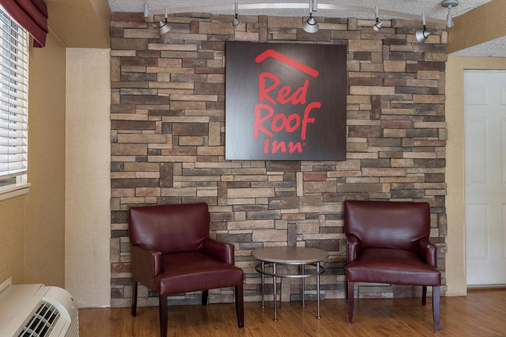 Red Roof Inn Tampa - Brandon photo 5