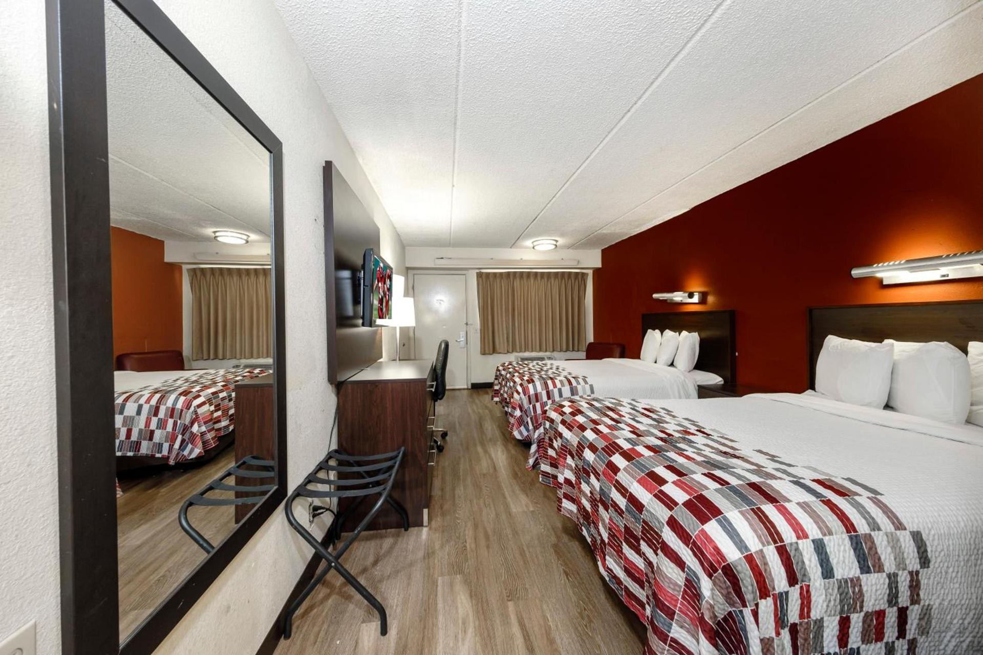 Red Roof Inn Tampa - Brandon photo 17