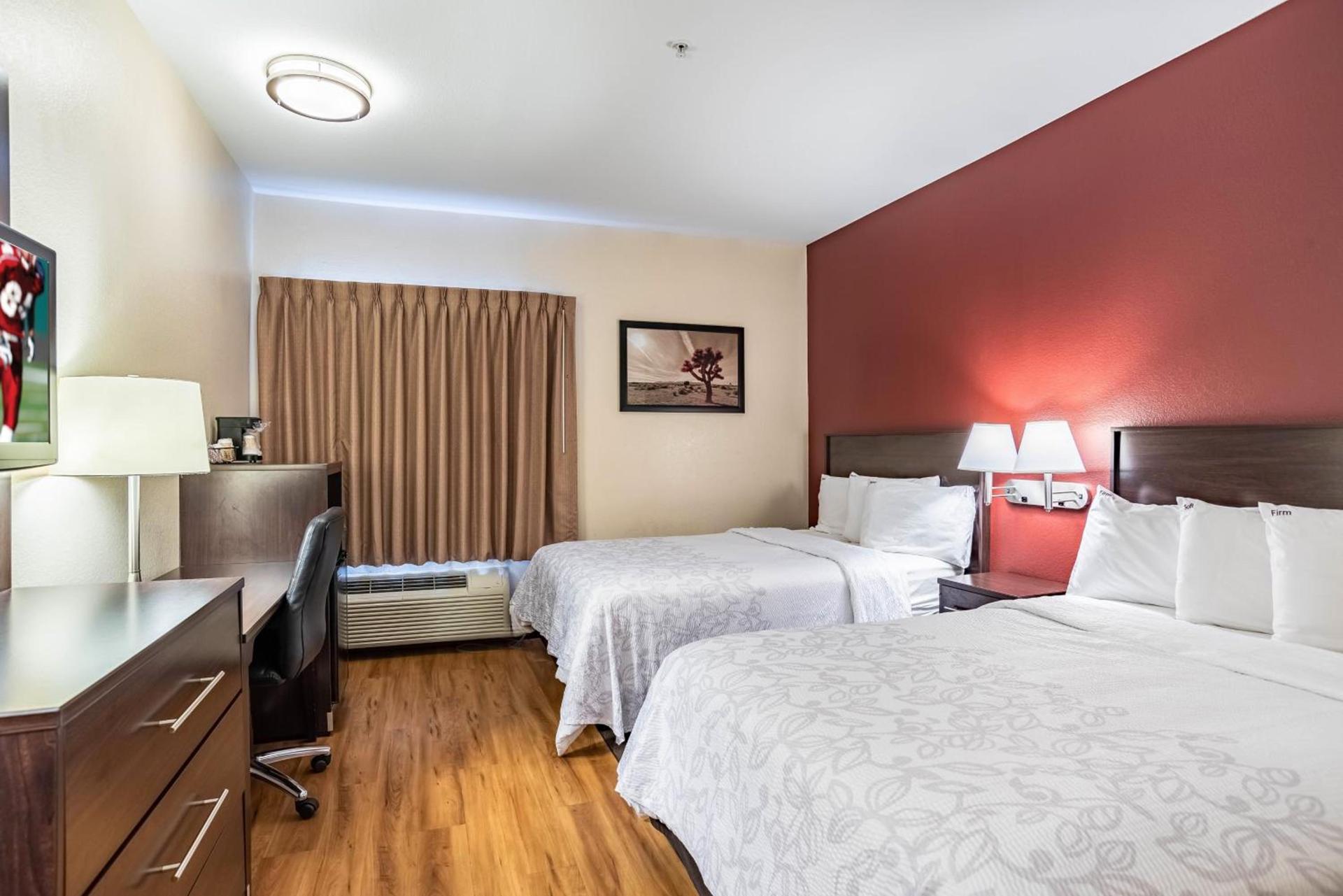 Red Roof Inn PLUS + Phoenix West photo 29