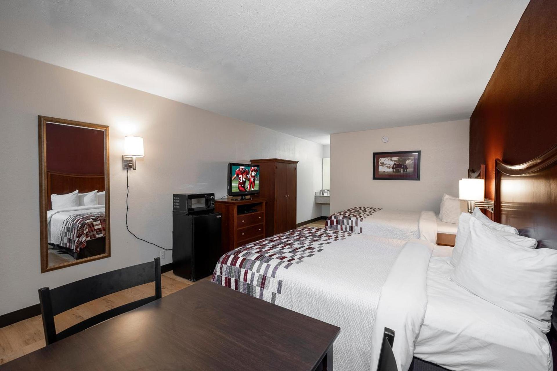 Red Roof Inn Dothan photo 22