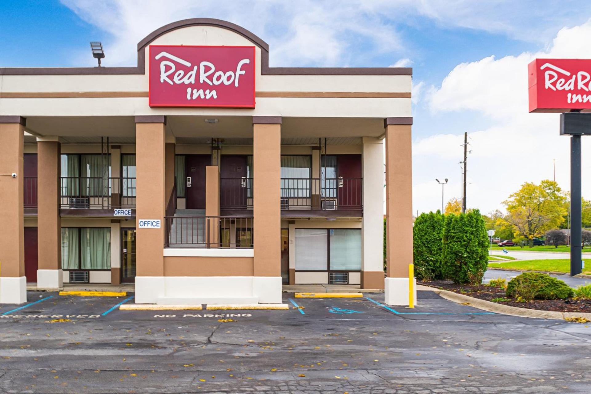 Red Roof Inn Indianapolis East photo 2