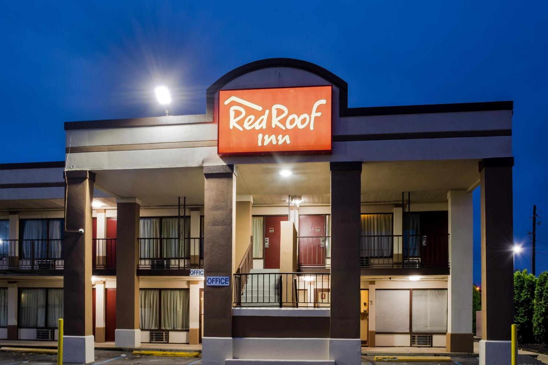 Red Roof Inn Indianapolis East photo 6