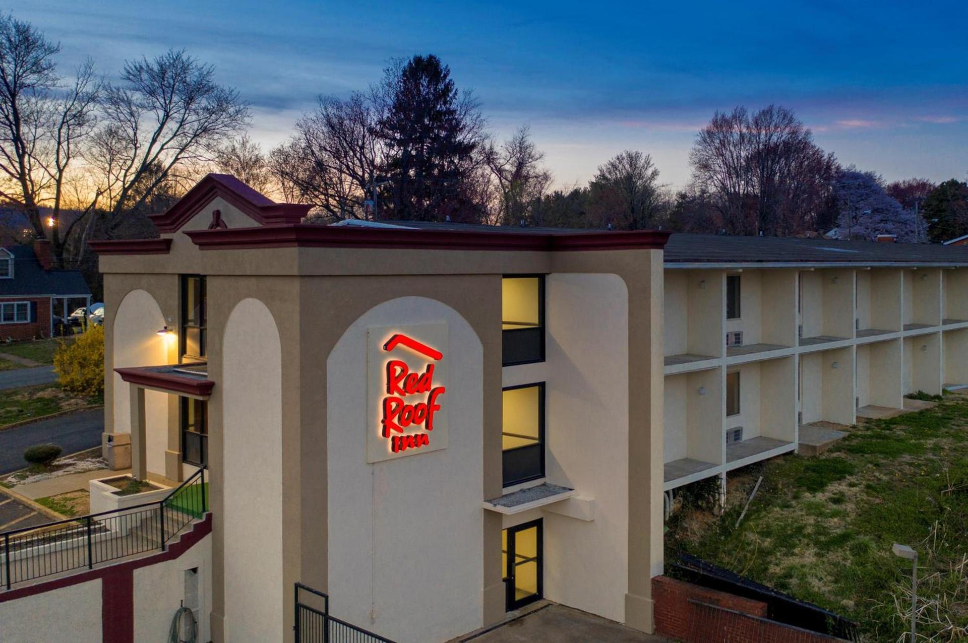 Red Roof Inn Warrenton photo 4