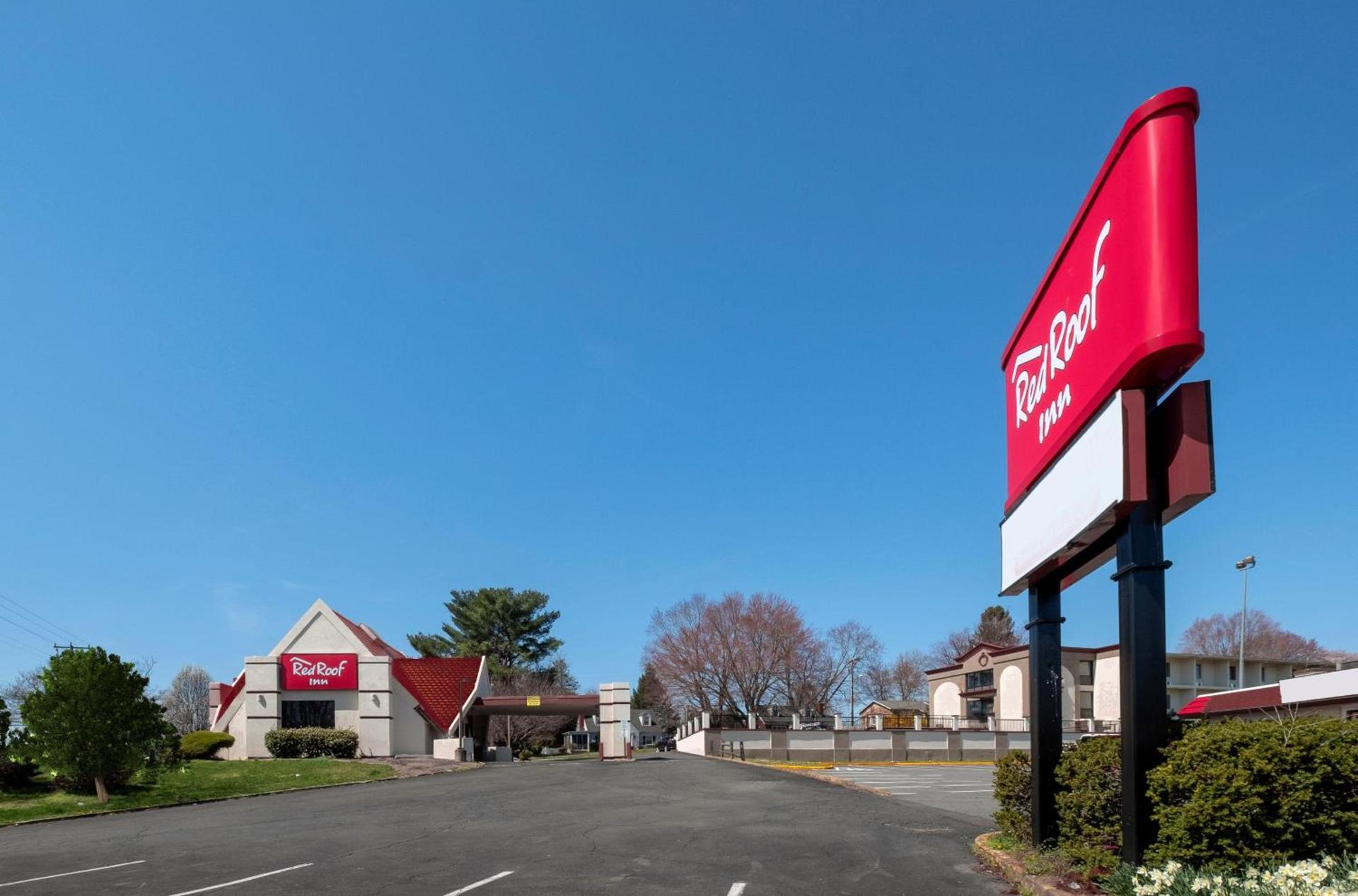 Red Roof Inn Warrenton photo 2