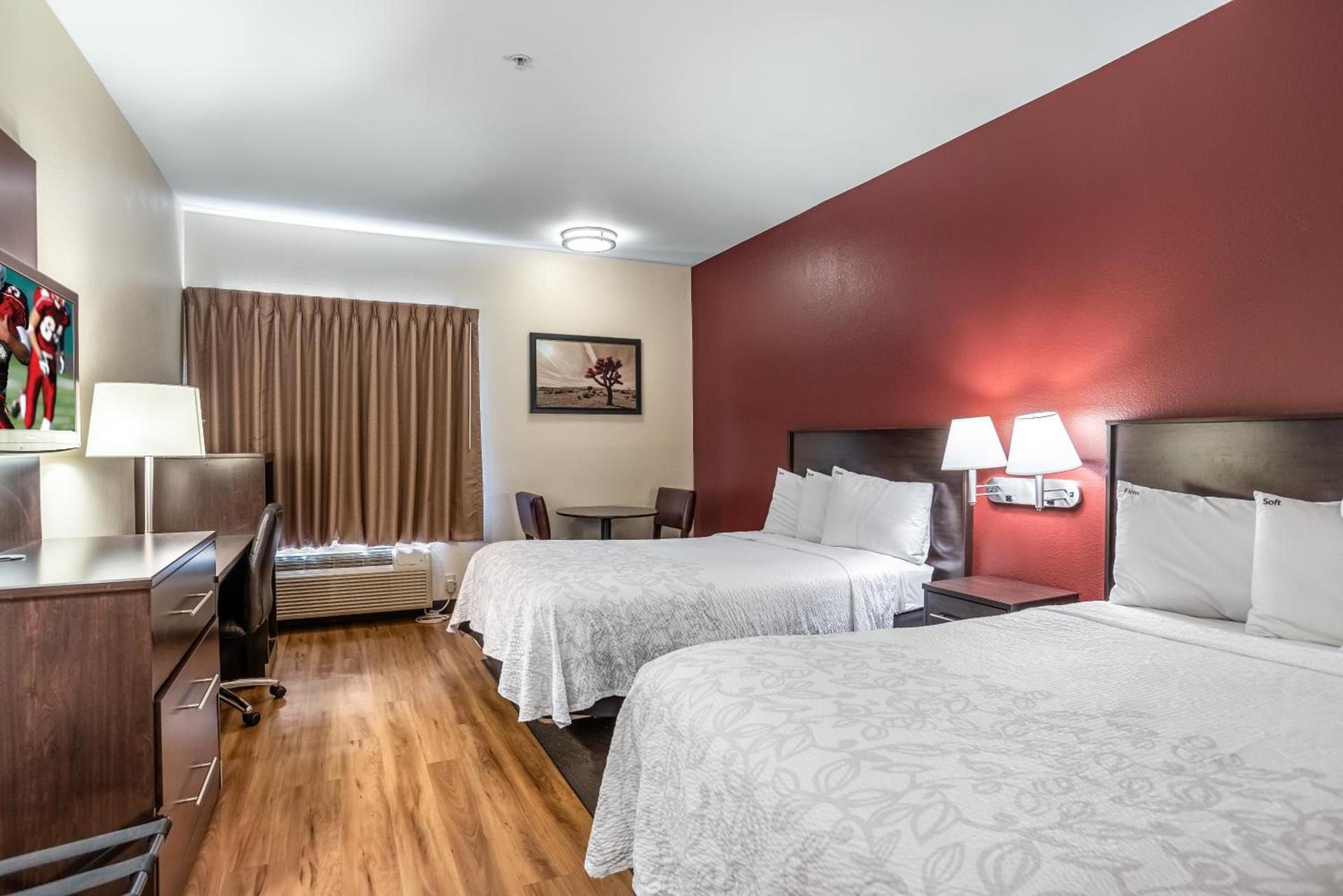 Red Roof Inn PLUS+ Tempe - Phoenix Airport photo 21