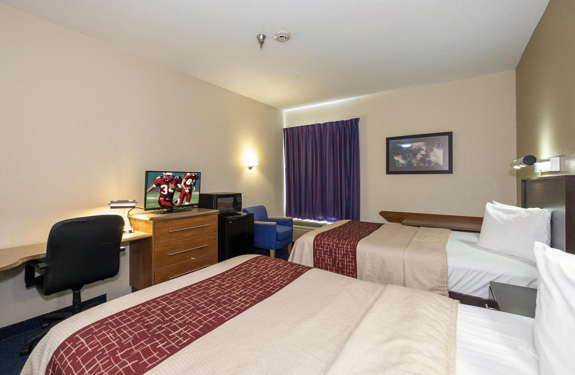Red Roof Inn Jackson, OH photo 24