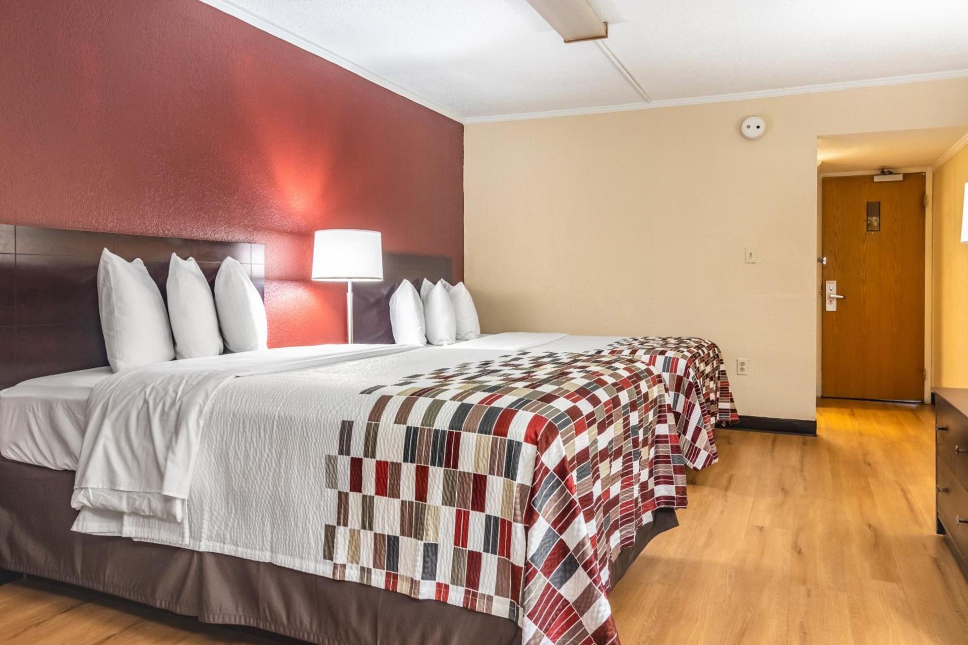 Red Roof Inn Ashtabula - Austinburg photo 13