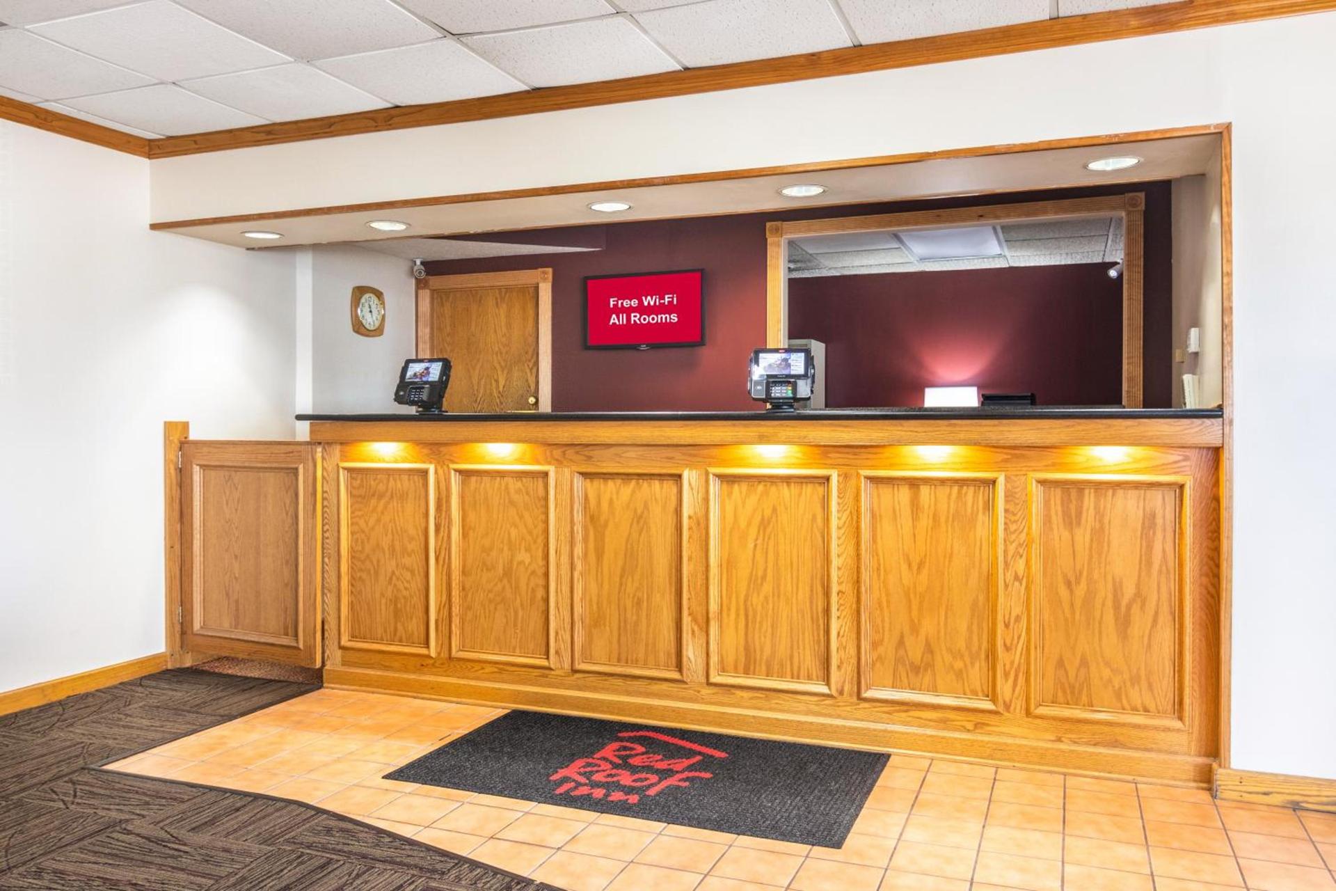 Red Roof Inn Ashtabula - Austinburg photo 4